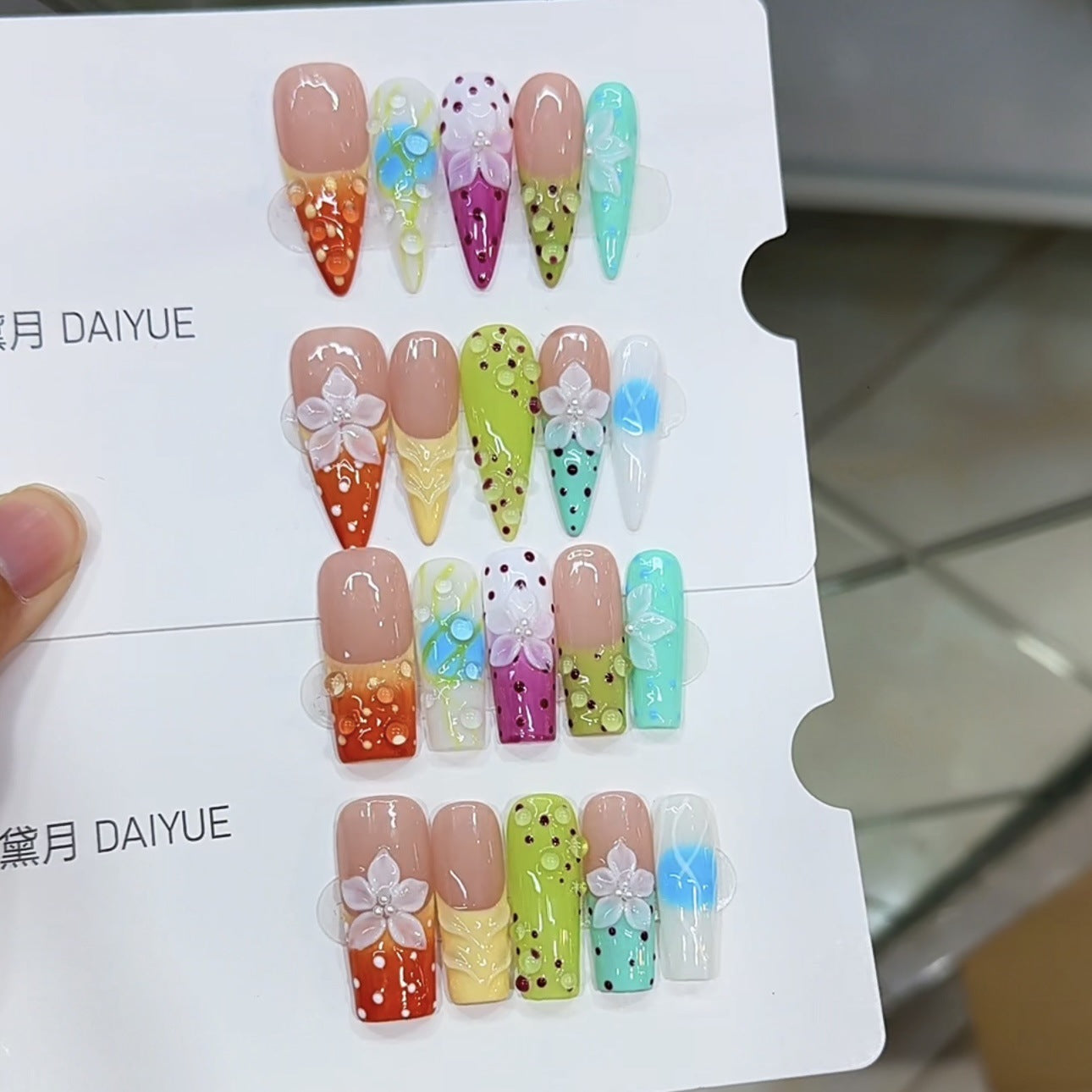 80-Purely handmade phototherapy wearable manicure A218 European-style three-dimensional engraved model wholesale finished product stickers detachable