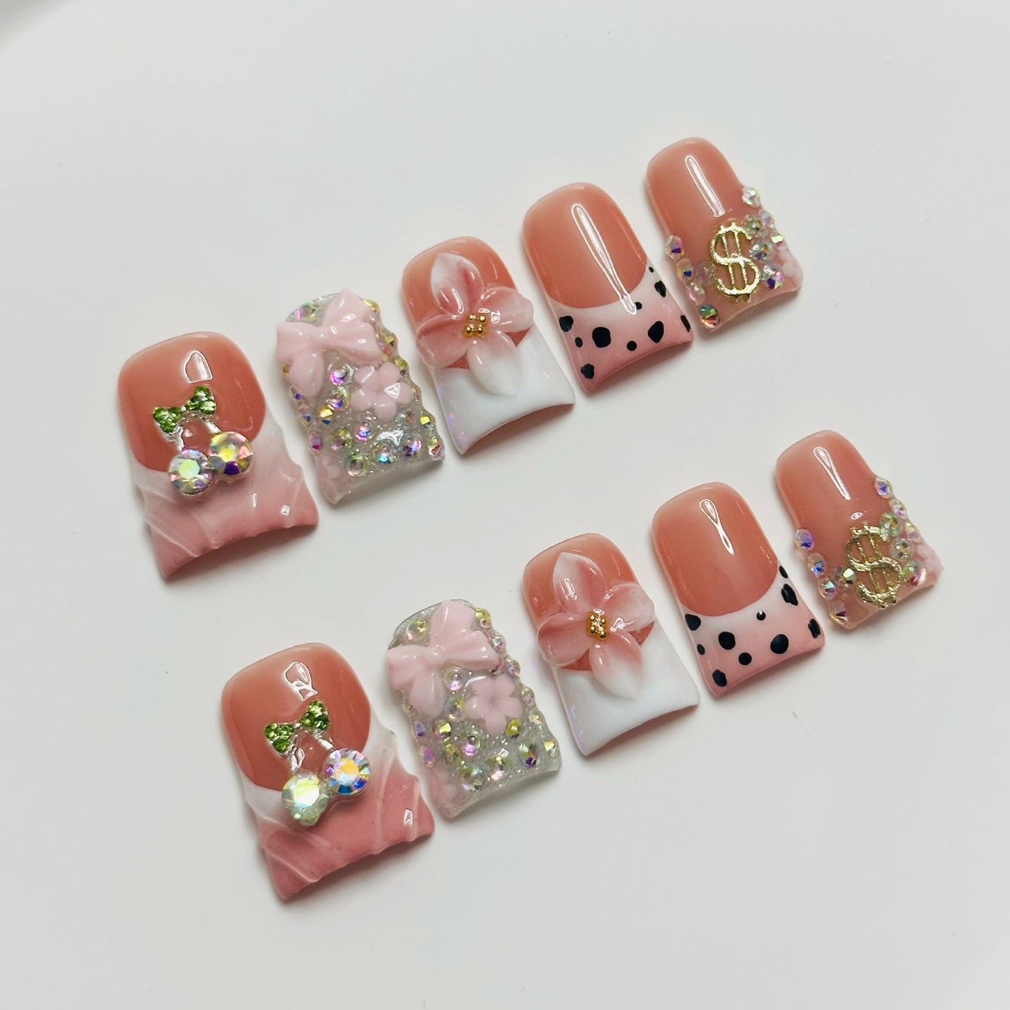 Sweet and cool style duckbill-shaped three-dimensional engraved floral pattern French-style spotted handmade wearable nail polish