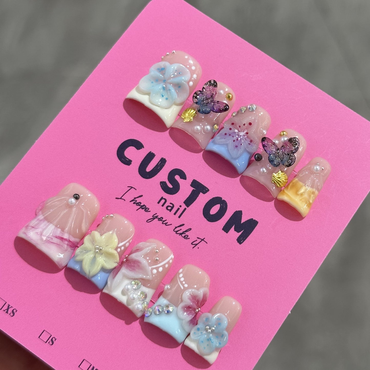 Duckbill-shaped three-dimensional engraved decorative pure handcrafted wearable armor Press on nails