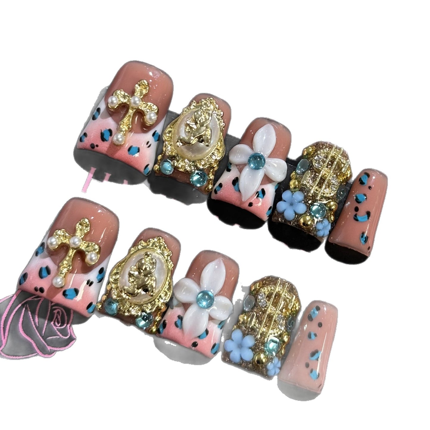 Duckbill-shaped three-dimensional carved floral pattern French-style leopard print alloy construction pure handcrafted wearable armor