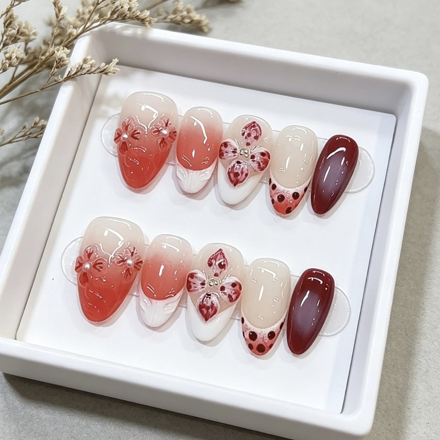 Handmade wearable jewelry - Spring/Summer European style almond-shaped engraved three-dimensional sweet design. B470 highly sensual detachable version.