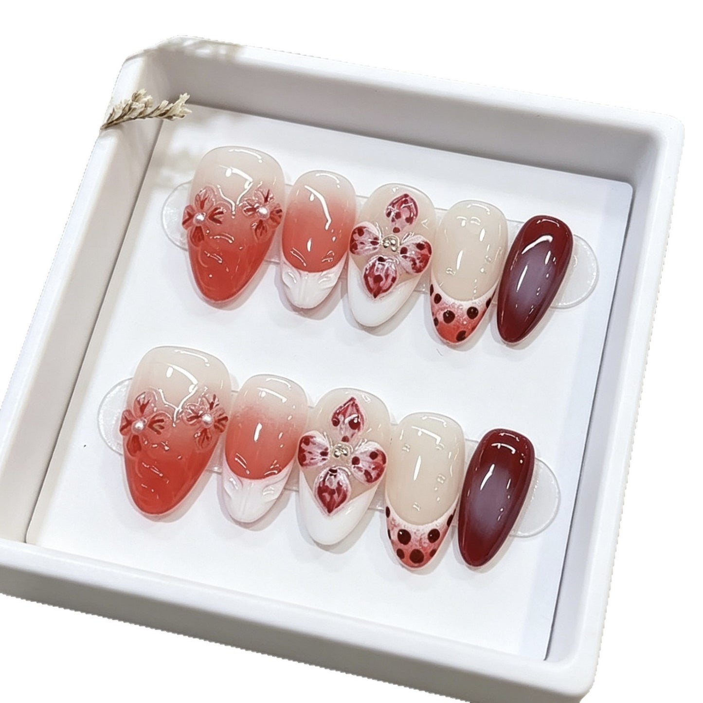 Handmade wearable jewelry - Spring/Summer European style almond-shaped engraved three-dimensional sweet design. B470 highly sensual detachable version.