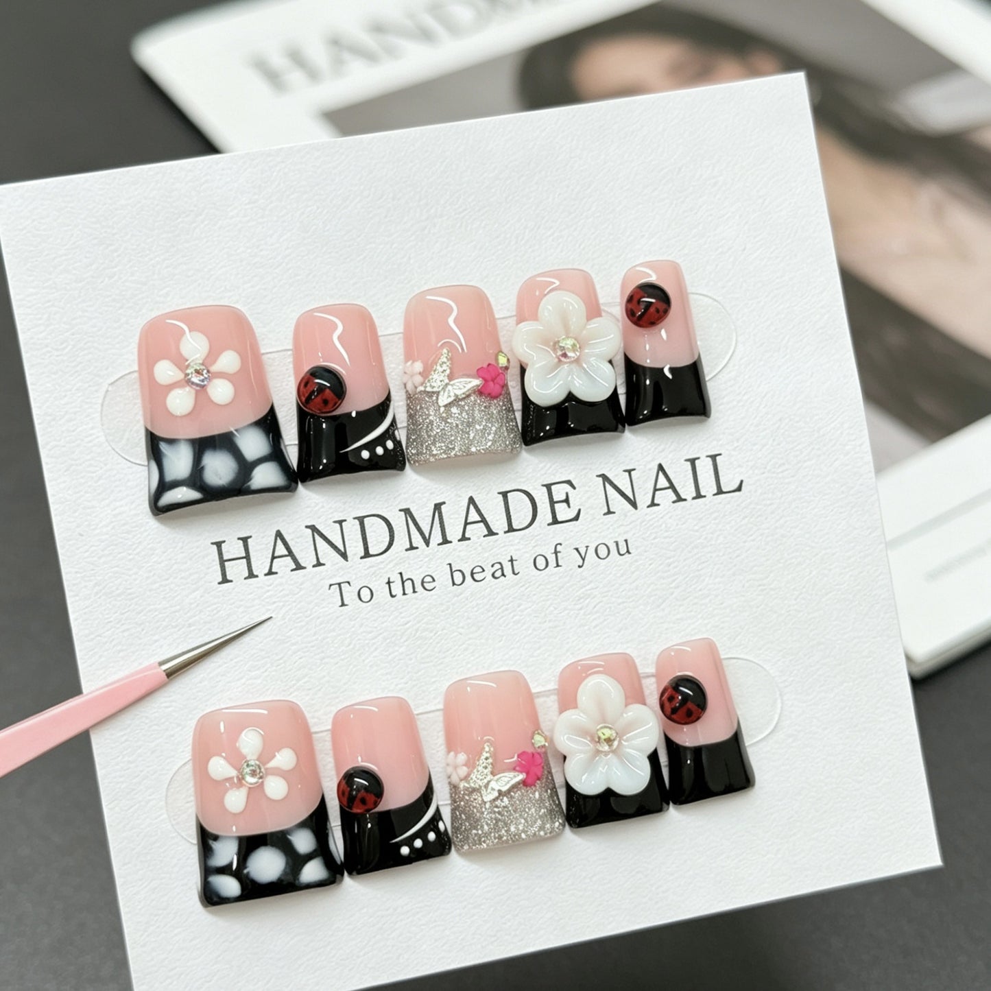 Duckbill Lepidoptera handcrafted nail polish short black European best-selling French-style faux nails with engraved designs and light therapy effect