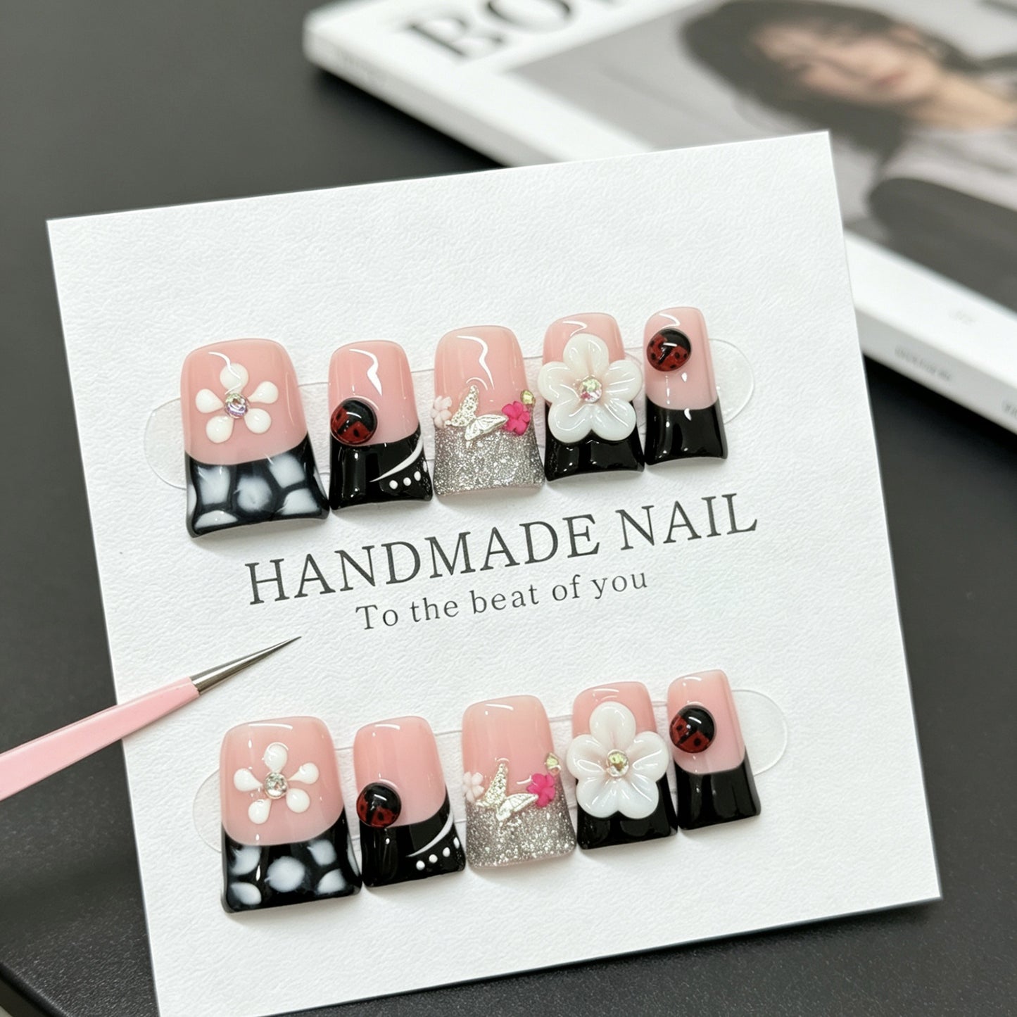 Duckbill Lepidoptera handcrafted nail polish short black European best-selling French-style faux nails with engraved designs and light therapy effect