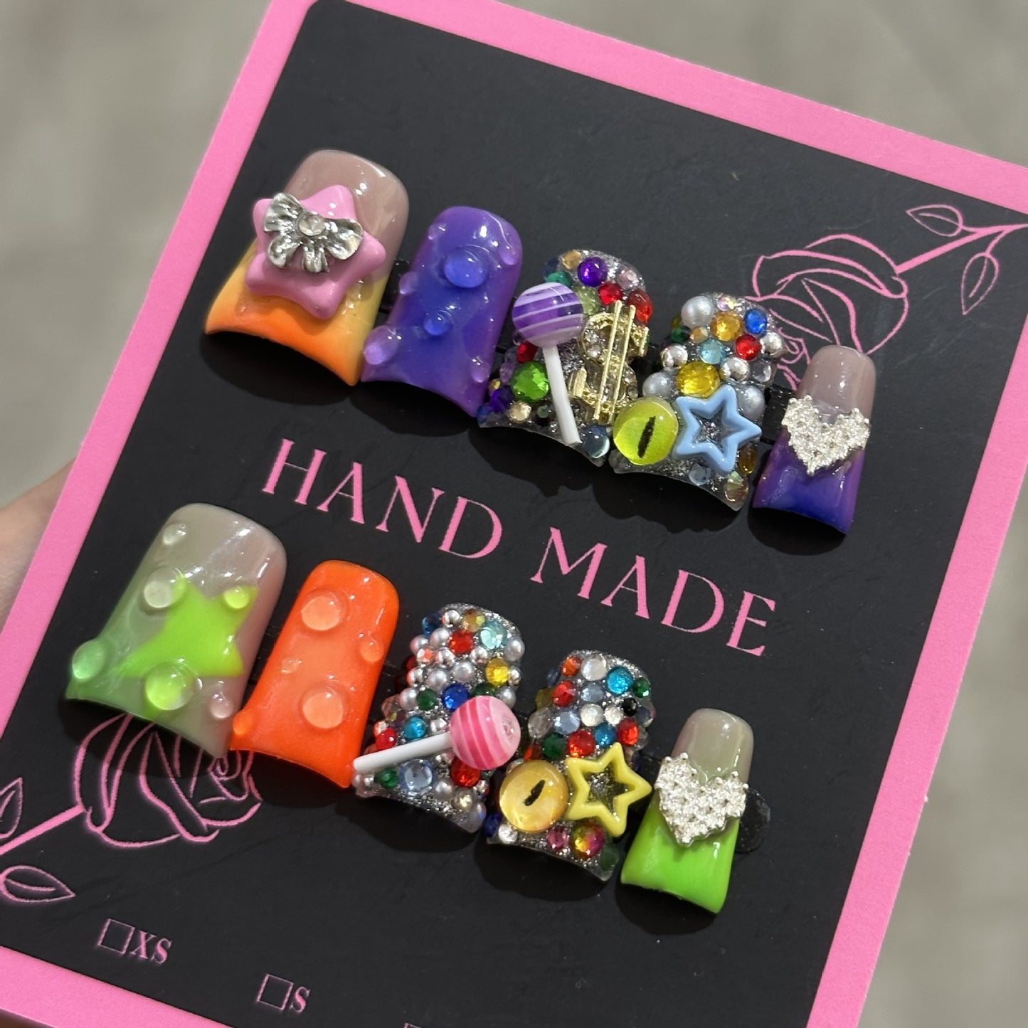 Sweet and cool style duckbill-shaped seven-color star-shaped heart-shaped lollipop with hand-painted pure handmade nail polish