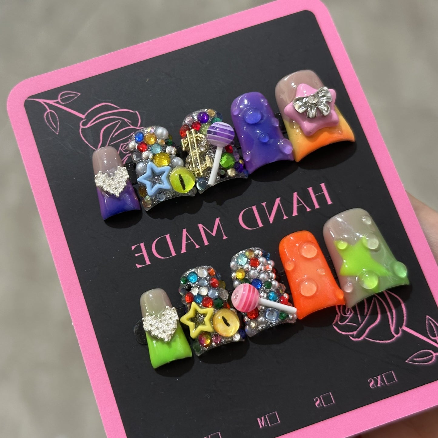 Sweet and cool style duckbill-shaped seven-color star-shaped heart-shaped lollipop with hand-painted pure handmade nail polish