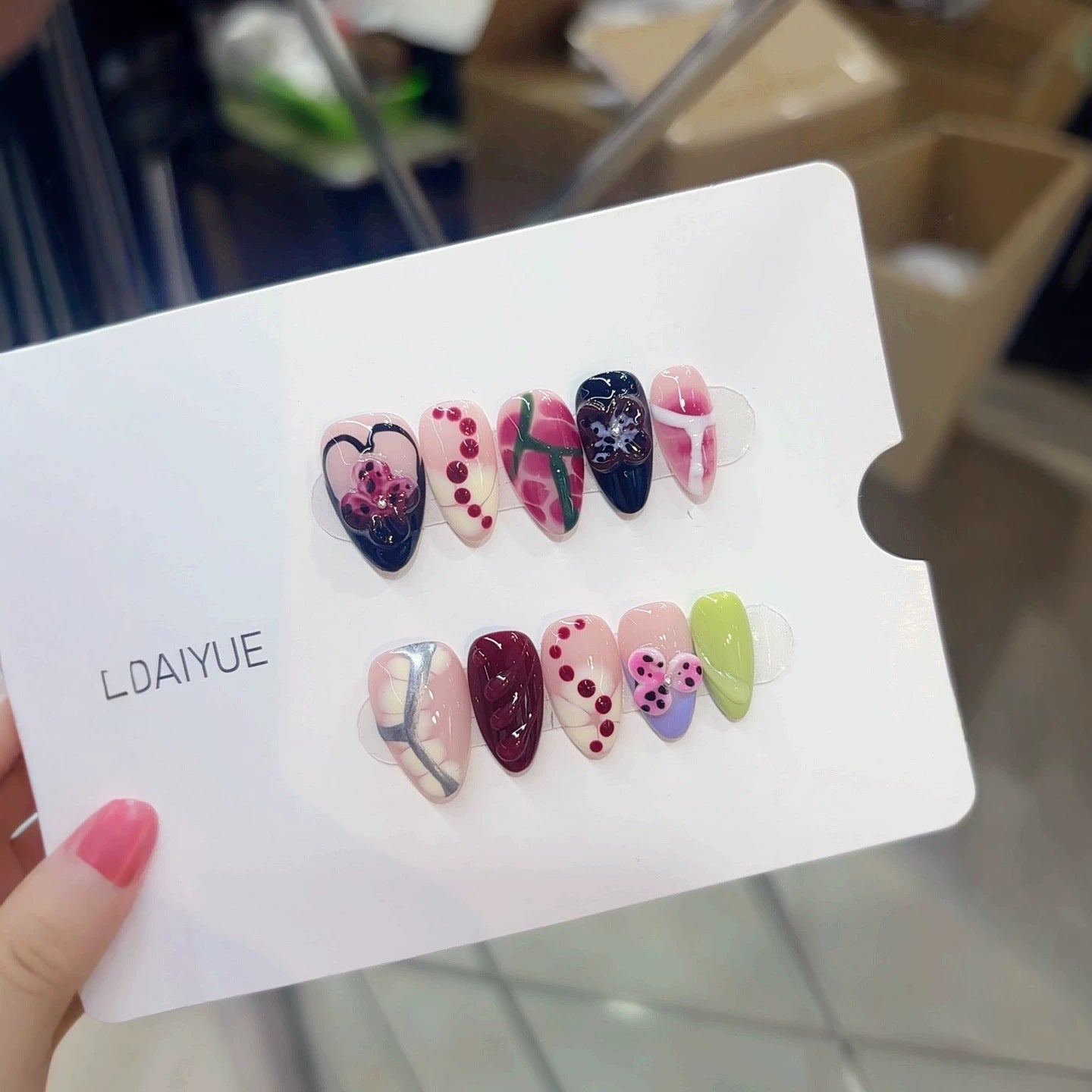 Handmade decorative nail polish B359 - Millennium Cool Girl Style Black and Pink Contrasting Color Nail Art. With detachable flower and dot patterns.