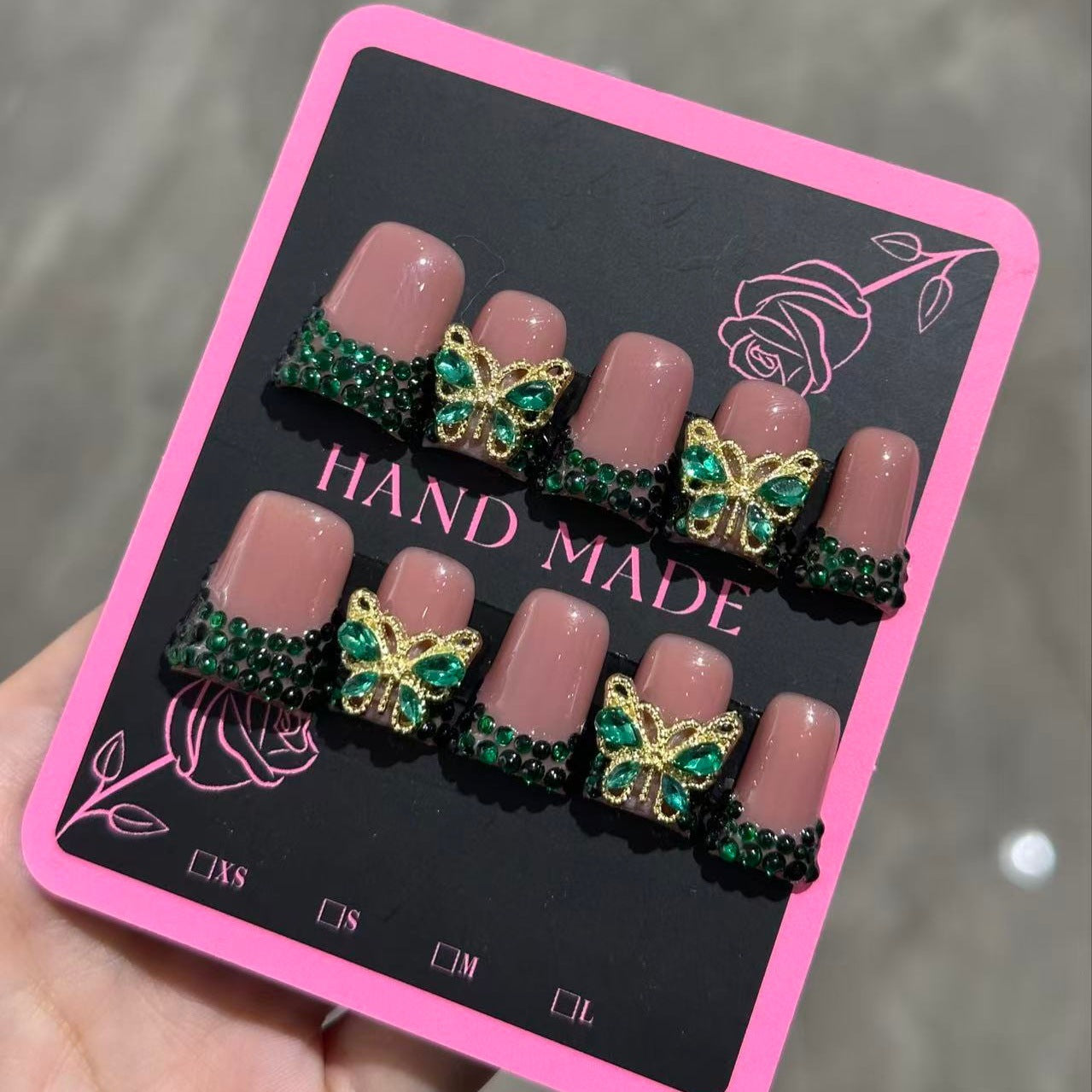 Sweet and Cool Style Duckbill-shaped Mother-of-Pearl Handmade Pure Crafted Wearing Nails in Emerald Color