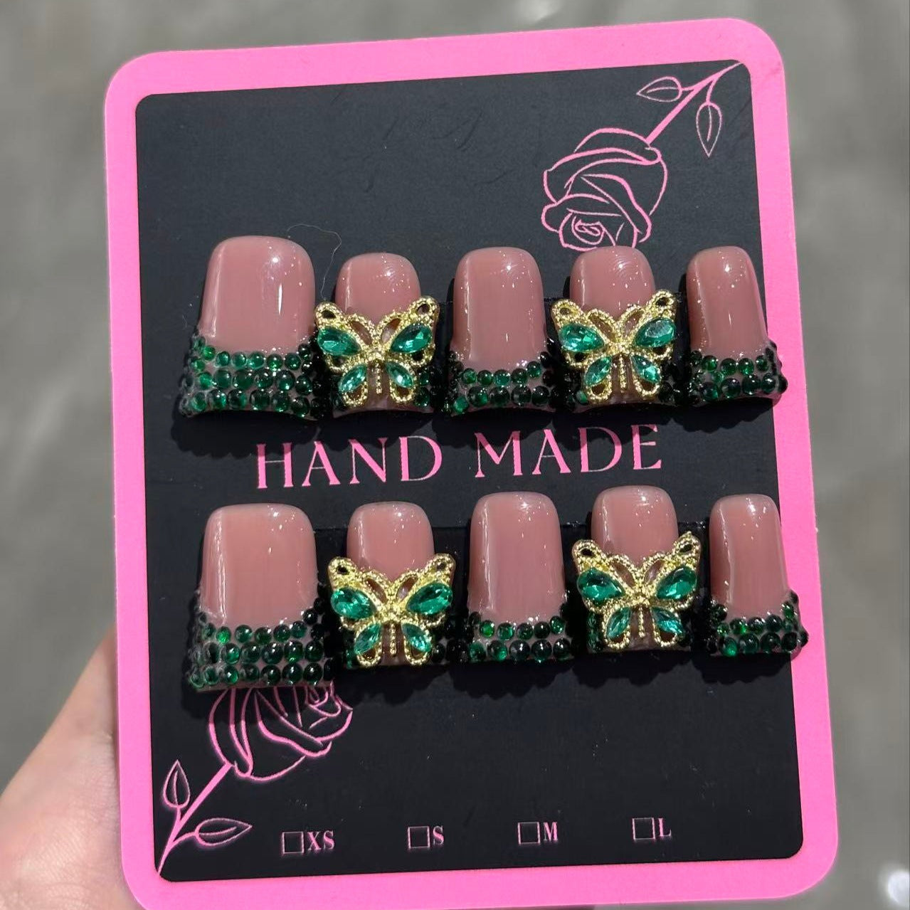 Sweet and Cool Style Duckbill-shaped Mother-of-Pearl Handmade Pure Crafted Wearing Nails in Emerald Color