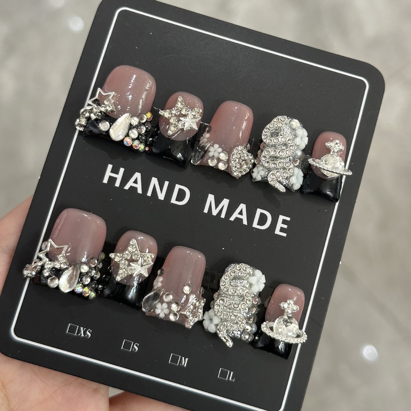 Sweet and cool style duckbill-shaped alloy accessories for haute couture. High-end handmade pure handcrafted wearable nails.