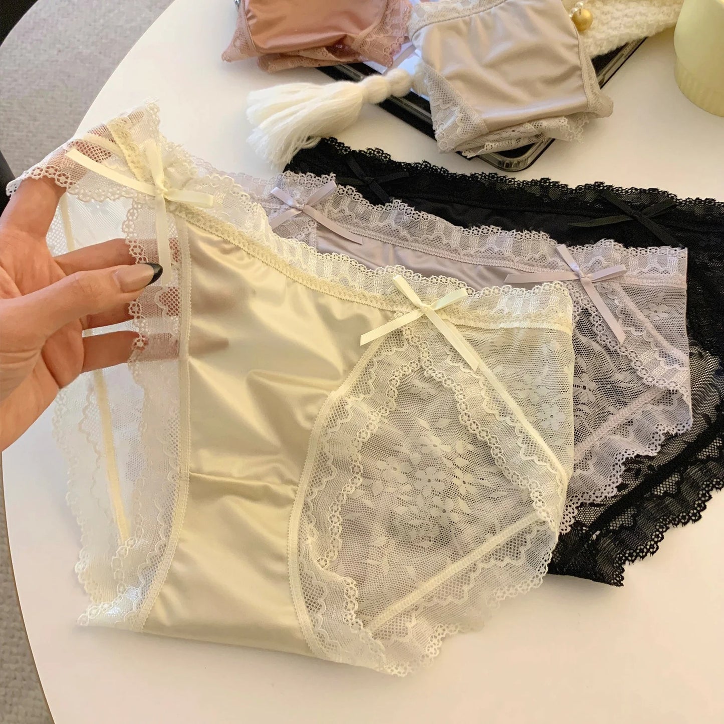 Ladies' underwear | lace satin sexy charming young girl low waist pure desire bowknot